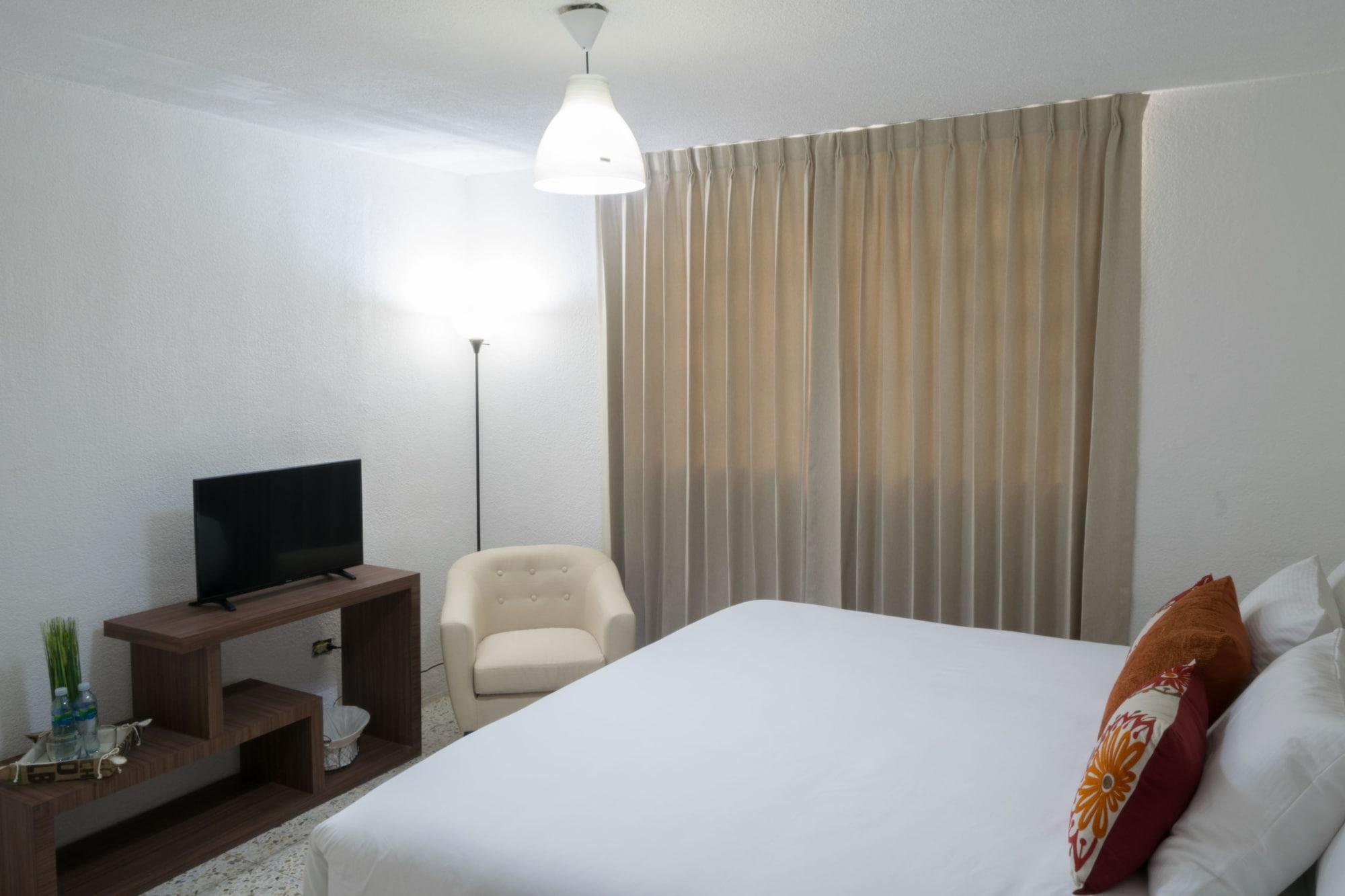 In&Out Hotel Ciudad Guatemala Eksteriør billede